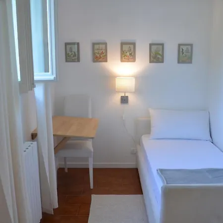 Casa vacanze Mazurine10 Torri Del Benaco